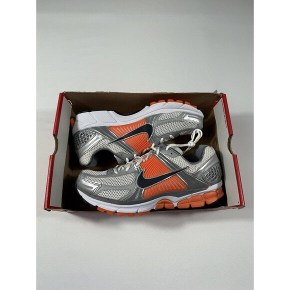 New Nike Zoom Vomero 5 MS Shoes Mens Size 10 Platinum Tint Orange FJ4151-002 - Picture 1 of 11
